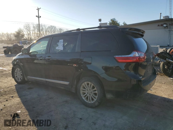 2017 Toyota Sienna XLE Auto Access Seat z VIN 5TDYZ3DC9HS873222, wystawiony jako Copart lot #42537675 z przebiegiem Nie podano mil oraz Szkoda całkowita • Salvage title. Historia ofert i sprzedaży dostępna na DreamBid. Obrazek 2.