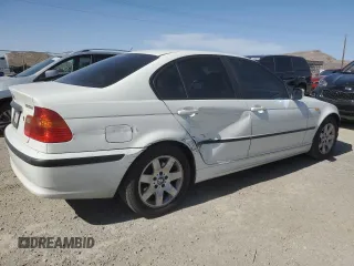 2004 BMW 3 Series 325i with VIN WBAAZ33444KP86628, listed as a Copart auction lot 59494984 with 106,078 mi miles and Salvage Title. Bid and sale history available at carsss.com. Image 3.