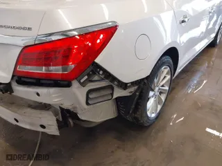 2015 Buick LaCrosse Leather with VIN 1G4GB5G35FF229006, listed as a IAAI auction lot 41576573 with 86,940 mi miles. Bid and sale history available at carsss.com. Image 18.