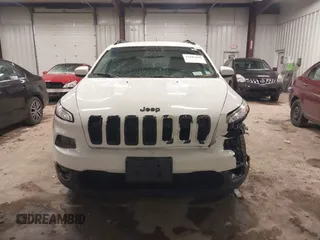 2016 Jeep Cherokee Latitude with VIN 1C4PJMCB0GW226093, listed as a IAAI auction lot 41683652 with 130,168 mi miles and . Bid and sale history available at DreamBid. Image 12.