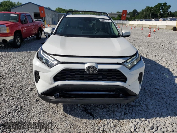 2023 Toyota RAV4 XLE with VIN 2T3P1RFV8PW398616, listed as a Copart auction lot 62297175 with 36,122 mi miles and Salvage title. Bid and sale history available at DreamBid. Image 5.