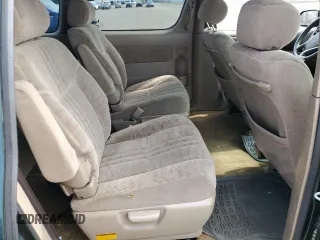 2002 Toyota Sienna LE with VIN 4T3ZF13C52U496378, listed as a Copart auction lot 64491614 with 176,441 mi miles and Clean Title. Bid and sale history available at carsss.com. Image 11.