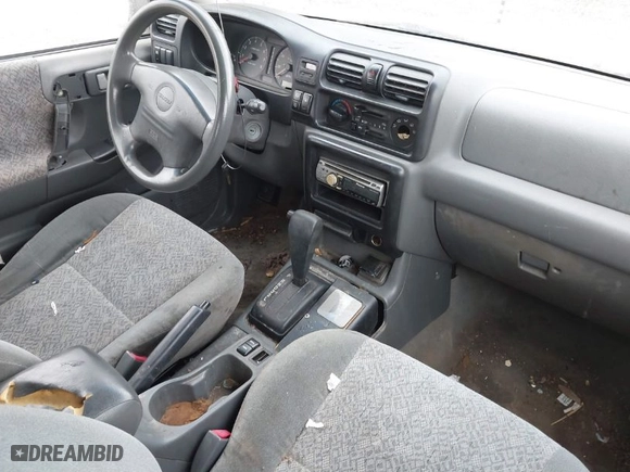 2002 Isuzu Rodeo S with VIN 4S2CK58W824315044, listed as a IAAI auction lot 41532841 with 285,951 mi miles. Bid and sale history available at carsss.com. Image 5.