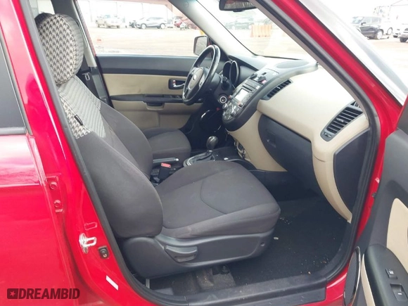 2013 Kia Soul + with VIN KNDJT2A6XD7508063, listed as a IAAI auction lot 41575338 with 91,319 mi miles. Bid and sale history available at carsss.com. Image 5.