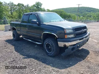 2003 Chevrolet Silverado 1500 LT with VIN 1GCEK19T73E236168, listed as a IAAI auction lot 42423951 with 294,149 mi miles and . Bid and sale history available at DreamBid. Image 1.