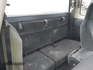 2002 Dodge Dakota Sport with VIN 1B7GL32X12S598558, listed as a IAAI auction lot 41724045 with 231,329 mi miles. Bid and sale history available at carsss.com. Image 8.