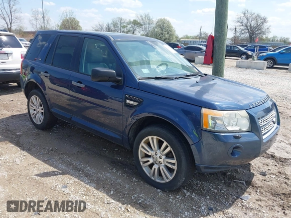 2010 Land Rover LR2 HSE z VIN SALFR2BN7AH176334, wystawiony jako IAAI lot #42094561 z przebiegiem 210 933 mil mil oraz . Historia ofert i sprzedaży dostępna na DreamBid. Obrazek 1.
