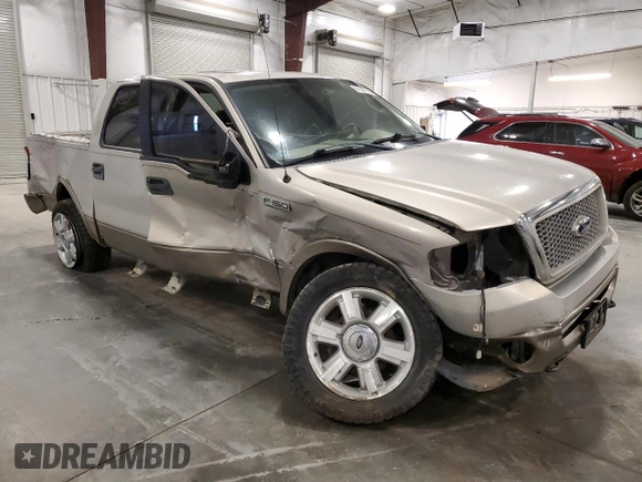 2006 Ford F-150 XLT z VIN 1FTPW14V96KD95687, wystawiony jako Copart lot #61587735 z przebiegiem 185 330 mil mil oraz Szkoda całkowita • Salvage title. Historia ofert i sprzedaży dostępna na DreamBid. Obrazek 4.