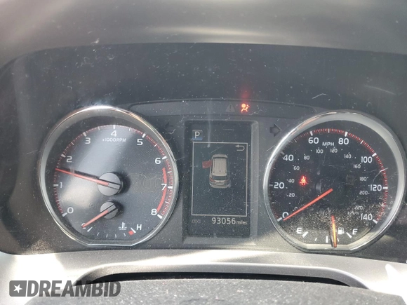 2018 Toyota RAV4 SE z VIN JTMNFREV0JJ167595, wystawiony jako Copart lot #54560605 z przebiegiem 93 056 mil mil oraz Szkoda całkowita • Salvage title. Historia ofert i sprzedaży dostępna na DreamBid. Obrazek 9.