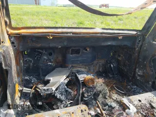 2008 Jeep Wrangler Unlimited X с VIN 1J4GA39128L608115, выставлен на аукционе Copart как лот 58653595 с пробегом Не указан миль и На запчасти • Non repairable. История ставок и продаж доступна на DreamBid. Изображение 8.