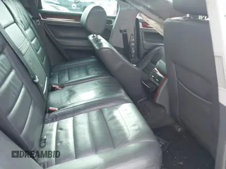 2010 Volkswagen Touareg VR6 with VIN WVGBF7A96AD004069, listed as a IAAI auction lot 41530691 with Not Provided miles and . Bid and sale history available at DreamBid. Image 8.