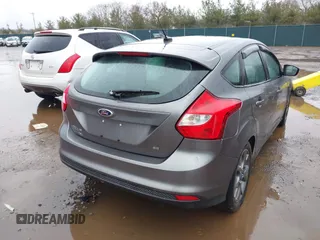 2013 Ford Focus SE with VIN 1FADP3K25DL186285, listed as a IAAI auction lot 41729017 with 188,853 mi miles. Bid and sale history available at carsss.com. Image 4.