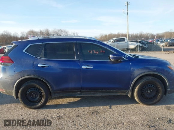 2019 Nissan Rogue SV with VIN JN8AT2MV9KW379176, listed as a IAAI auction lot 41768194 with 125,337 mi miles. Bid and sale history available at carsss.com. Image 14.