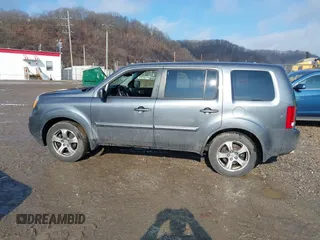 2013 Honda Pilot EX-L with VIN 5FNYF4H67DB035594, listed as a IAAI auction lot 41661166 with 133,950 mi miles and . Bid and sale history available at carsss.com. Image 14.