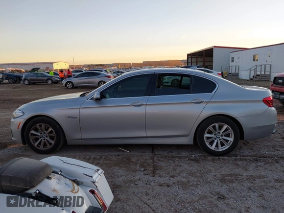 2016 BMW 5 Series 528i with VIN WBA5A5C58GG347422, listed as a IAAI auction lot 41116626 with 134,945 mi miles. Bid and sale history available at carsss.com. Image 14.