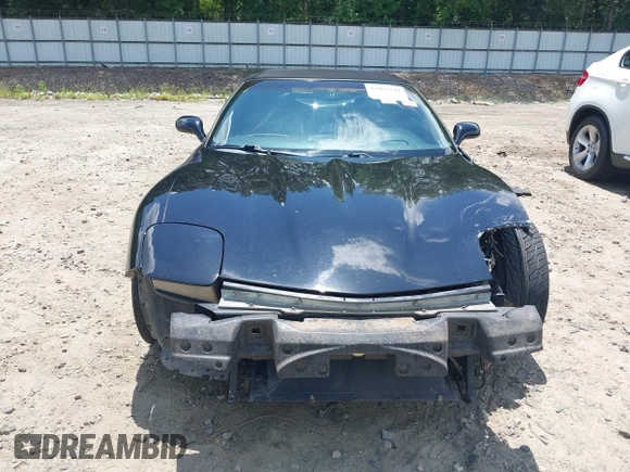 2002 Chevrolet Corvette with VIN 1G1YY32G725105771, listed as a IAAI auction lot 42693742 with 166,369 mi miles and . Bid and sale history available at DreamBid. Image 13.