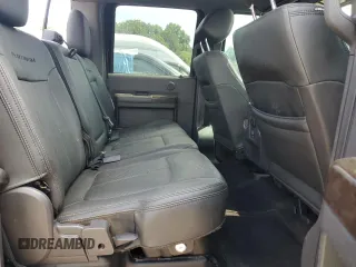 2016 Ford F-350 Platinum z VIN 1FT8W3BT0GEC00948, wystawiony jako Copart lot #64653455 z przebiegiem 110 789 mil mil oraz Szkoda całkowita • Salvage title. Historia ofert i sprzedaży dostępna na DreamBid. Obrazek 10.