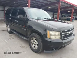 2007 Chevrolet Tahoe LS z VIN 1GNFC13C37J395803, wystawiony jako IAAI lot #42068163 z przebiegiem 273 156 mil mil oraz . Historia ofert i sprzedaży dostępna na DreamBid. Obrazek 1.