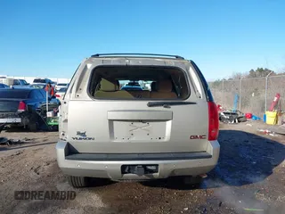 2014 GMC Yukon SLT with VIN 1GKS1CE03ER115330, listed as a IAAI auction lot 41346200 with 115,010 mi miles. Bid and sale history available at carsss.com. Image 17.