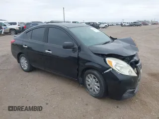 2014 Nissan Versa S with VIN 3N1CN7AP1EK447569, listed as a IAAI auction lot 41593414 with 123,953 mi miles. Bid and sale history available at carsss.com. Image 1.