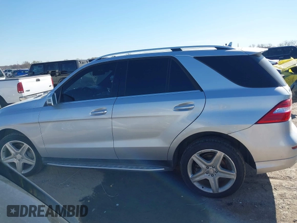 2014 Mercedes-Benz M 550 with VIN 4JGDA7DB0EA364998, listed as a IAAI auction lot 41806211 with 152,603 mi miles and . Bid and sale history available at DreamBid. Image 14.