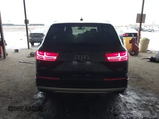 2017 Audi Q7 Prestige с VIN WA1VAAF79HD000204, выставлен на аукционе IAAI как лот 42180066 с пробегом 73 955 миль миль и . История ставок и продаж доступна на DreamBid. Изображение 17.