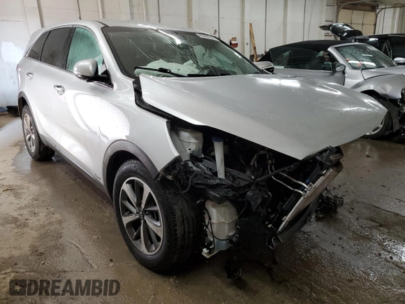 2020 Kia Sorento LX V6 with VIN 5XYPGDA51LG679707, listed as a Copart auction lot 85992844 with 0 mi miles and Salvage Title. Bid and sale history available at carsss.com. Image 4.