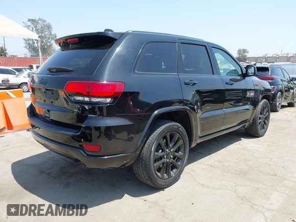 2019 Jeep Grand Cherokee Laredo z VIN 1C4RJEAG7KC858239, wystawiony jako IAAI lot #42587403 z przebiegiem 41 879 mil mil oraz . Historia ofert i sprzedaży dostępna na DreamBid. Obrazek 4.