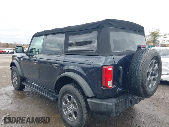 2021 Ford Bronco with VIN 1FMDE5BH8MLA83132, listed as a IAAI auction lot 41729825 with 31,192 mi miles and . Bid and sale history available at DreamBid. Image 3.