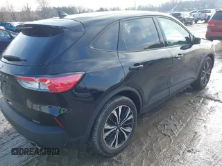 2022 Ford Escape SE with VIN 1FMCU0G60NUC00349, listed as a IAAI auction lot 41585715 with 14,780 mi miles and . Bid and sale history available at DreamBid. Image 4.