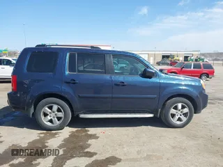 2011 Honda Pilot EX-L with VIN 5FNYF4H6XBB022917, listed as a IAAI auction lot 41864215 with 36,923 mi miles and . Bid and sale history available at carsss.com. Image 13.