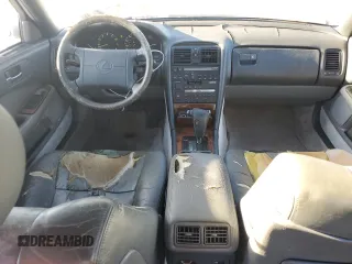 1990 Lexus LS z VIN JT8UF11E4L0045977, wystawiony jako Copart lot #75699264 z przebiegiem 275 147 mil mil oraz Czysty tytuł • Clean title. Historia ofert i sprzedaży dostępna na DreamBid. Obrazek 8.