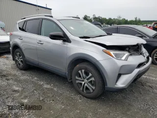 2017 Toyota RAV4 LE z VIN 2T3BFREV1HW645599, wystawiony jako Copart lot #58500105 z przebiegiem 83 266 mil mil oraz Szkoda całkowita • Salvage title. Historia ofert i sprzedaży dostępna na DreamBid. Obrazek 4.