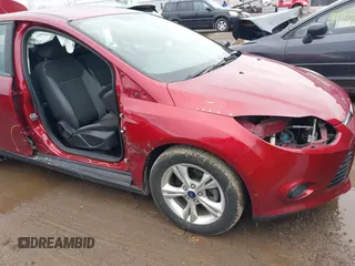 2013 Ford Focus SE z VIN 1FADP3F27DL324354, wystawiony jako IAAI lot #41909025 z przebiegiem 99 096 mil mil oraz . Historia ofert i sprzedaży dostępna na DreamBid. Obrazek 6.