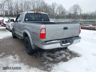2005 Toyota Tundra SR5 with VIN 5TBBT44185S469957, listed as a IAAI auction lot 41306005 with 213,508 mi miles. Bid and sale history available at carsss.com. Image 3.