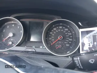 2019 Volkswagen GTI S z VIN 3VW5T7AU9KM031316, wystawiony jako IAAI lot #41377435 z przebiegiem Nie podano mil oraz . Historia ofert i sprzedaży dostępna na DreamBid. Obrazek 7.