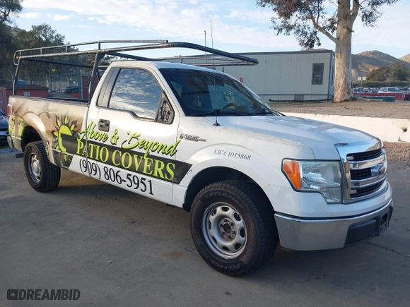 2014 Ford F-150 XL with VIN 1FTNF1CF1EKD83954, listed as a IAAI auction lot 41620910 with 165,042 mi miles. Bid and sale history available at carsss.com. Image 1.