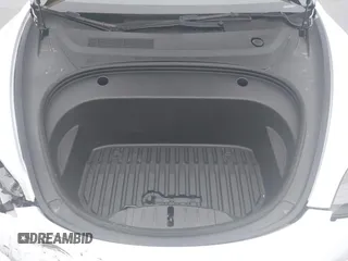 2023 Tesla Model 3 z VIN 5YJ3E1EA3PF404847, wystawiony jako IAAI lot #42159899 z przebiegiem 30 036 mil mil oraz . Historia ofert i sprzedaży dostępna na DreamBid. Obrazek 10.