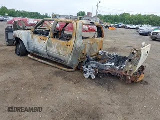 2005 Ford Explorer Sport Trac XLS с VIN 1FMZU77K05UB73931, выставлен на аукционе IAAI как лот 42457278 с пробегом Не указан миль и . История ставок и продаж доступна на DreamBid. Изображение 3.