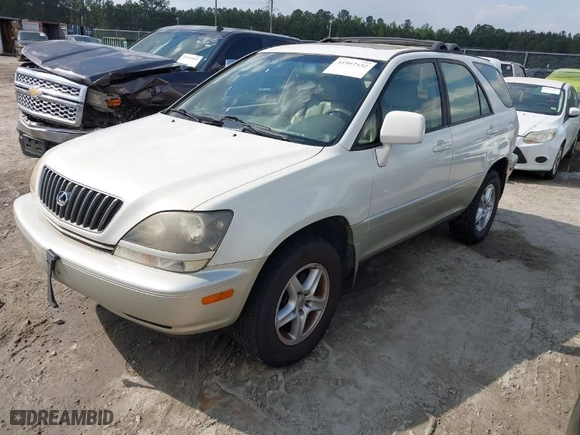 2000 Lexus RX 300 with VIN JT6HF10U5Y0151624, listed as a IAAI auction lot 41997532 with 211,654 mi miles. Bid and sale history available at carsss.com. Image 2.