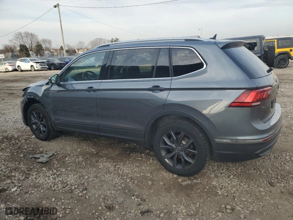 2022 Volkswagen Tiguan SE with VIN 3VV2B7AX4NM027151, listed as a Copart auction lot 49144925 with 87,749 mi miles and Salvage Title. Bid and sale history available at carsss.com. Image 2.