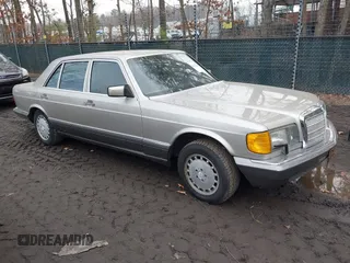 1987 Mercedes-Benz 560 with VIN WDBCA39D5HA357048, listed as a IAAI auction lot 41672343 with 151,635 mi miles and . Bid and sale history available at DreamBid. Image 1.
