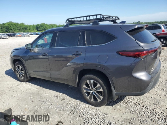 2021 Toyota Highlander XLE z VIN 5TDGZRBH5MS529734, wystawiony jako Copart lot #57189315 z przebiegiem 117 913 mil mil oraz Szkoda całkowita • Salvage title. Historia ofert i sprzedaży dostępna na DreamBid. Obrazek 2.