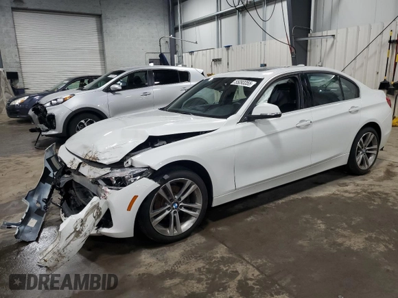 2018 BMW 3 Series 330i xDrive with VIN WBA8D9G5XJNU72561, listed as a Copart auction lot 55093355 with 28,411 mi miles and Salvage title. Bid and sale history available at DreamBid. Image 1.