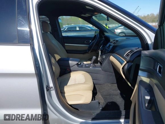 2017 Ford Explorer with VIN 1FM5K8BH3HGC51448, listed as a IAAI auction lot 41961380 with 102,496 mi miles and . Bid and sale history available at carsss.com. Image 5.