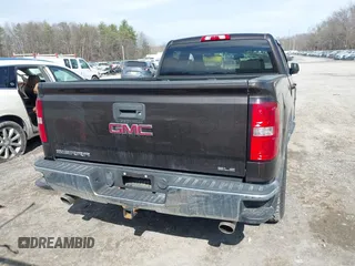 2018 GMC Sierra 1500 SLE z VIN 1GTV2MEC3JZ143967, wystawiony jako IAAI lot #41853850 z przebiegiem 80 205 mil mil oraz . Historia ofert i sprzedaży dostępna na DreamBid. Obrazek 16.