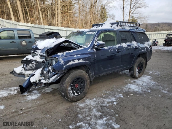 2023 Toyota 4Runner SR5 Premium with VIN JTENU5JR0P6132733, listed as a Copart auction lot 82764704 with 0 mi miles and Salvage Title. Bid and sale history available at carsss.com. Image 1.