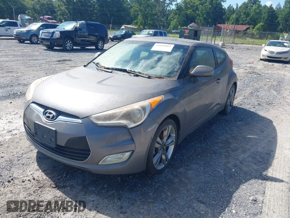 2016 Hyundai Veloster with VIN KMHTC6AD5GU252043, listed as a IAAI auction lot 42810862 with 128,098 mi miles and . Bid and sale history available at DreamBid. Image 2.