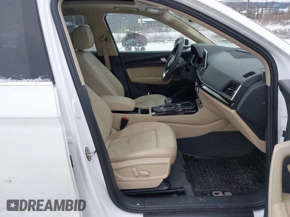 2018 Audi Q5 Prestige with VIN WA1CNAFY9J2171198, listed as a IAAI auction lot 41640282 with 37,208 mi miles. Bid and sale history available at carsss.com. Image 5.