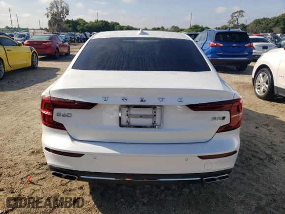 2022 Volvo S60 Plus Dark Theme with VIN 7JRL12TL5NG160726, listed as a Copart auction lot 71318124 with 44,724 mi miles and Non Repairable. Bid and sale history available at carsss.com. Image 6.